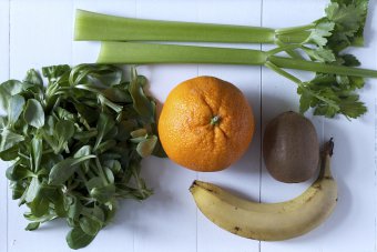warzywa i owoce na świeże soki 